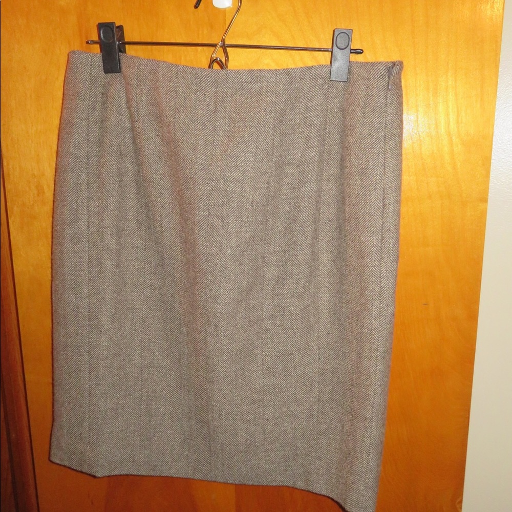NWT Ann Taylor Brown Herringbone Wool Knit Skirt